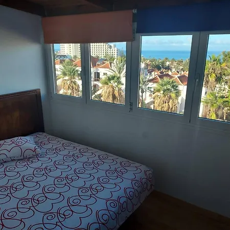 Spacious With Pool In Arona 190m² Air Conditioning *